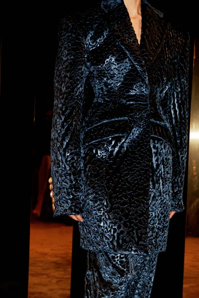 Look 53